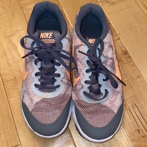 Nike Flex Running Shoes 7